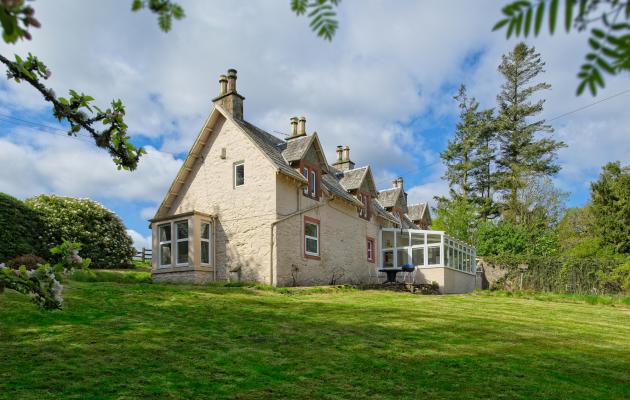 Abbey Lodge exterior