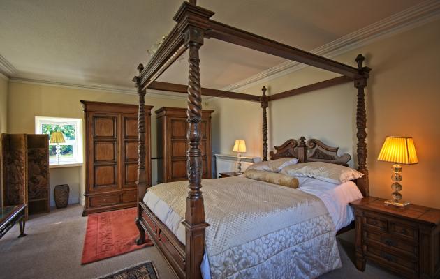 Abbey Lodge bedroom